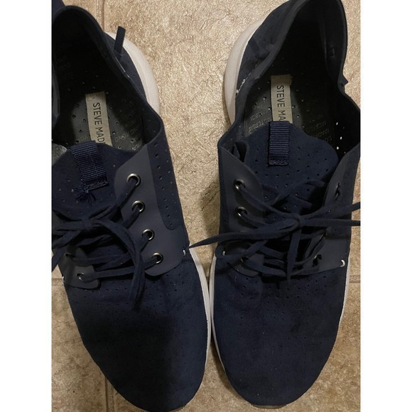 Steve Madden Blue Chyll Perforated Suede Low Lace Up Sz 12 - Picture 2 of 8